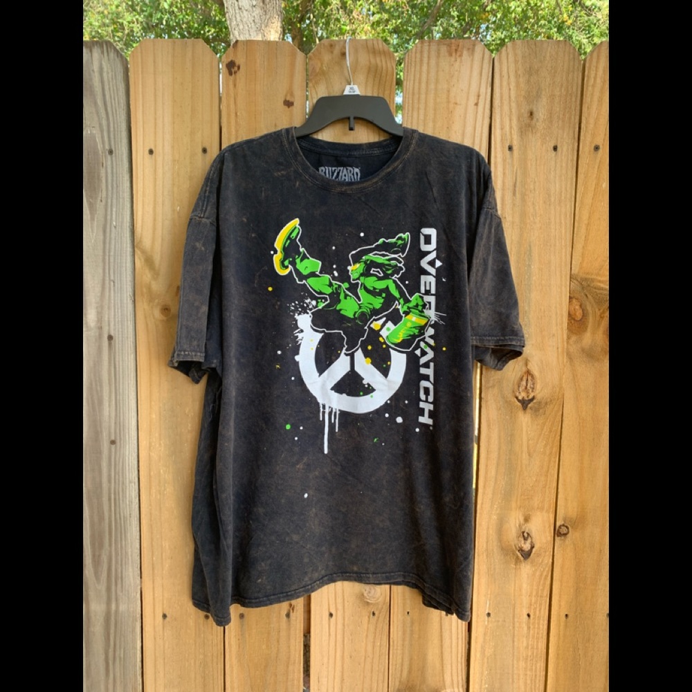 Blizzard mens graphic tee size 2XL.